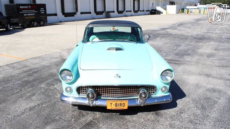1955 Ford Thunderbird