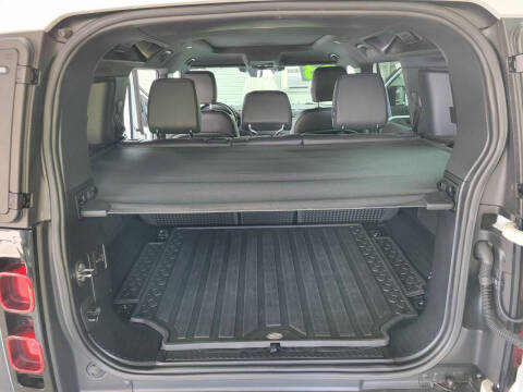 2023 Land Rover Defender 110 30th Anniversary Edition