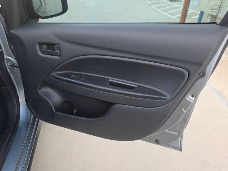 2021 Mitsubishi Mirage ES