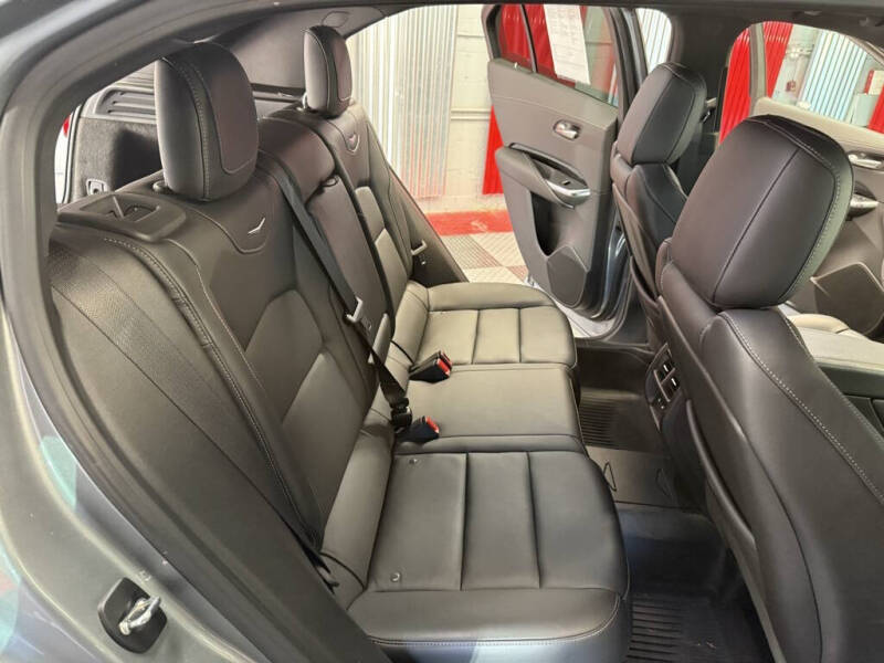 2024 Cadillac XT4 Luxury