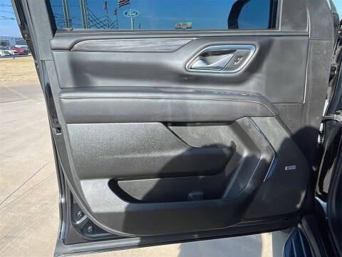 2022 GMC Yukon XL SLT