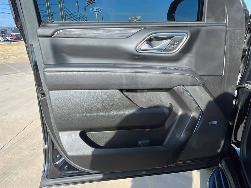 2022 GMC Yukon XL SLT