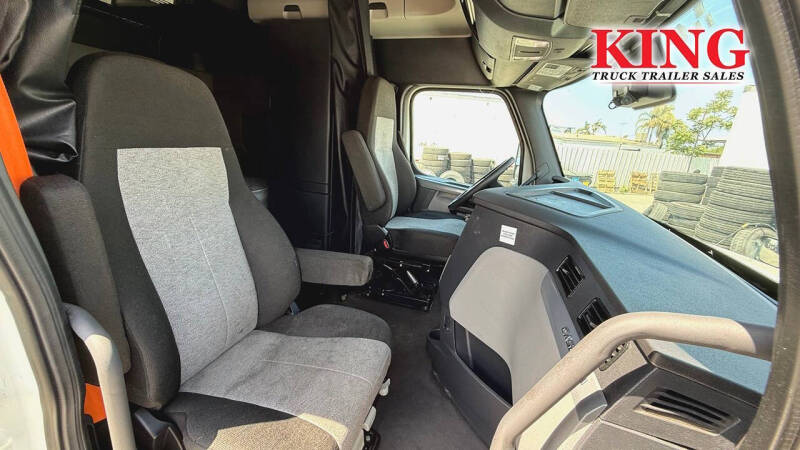 2021 Freightliner Cascadia