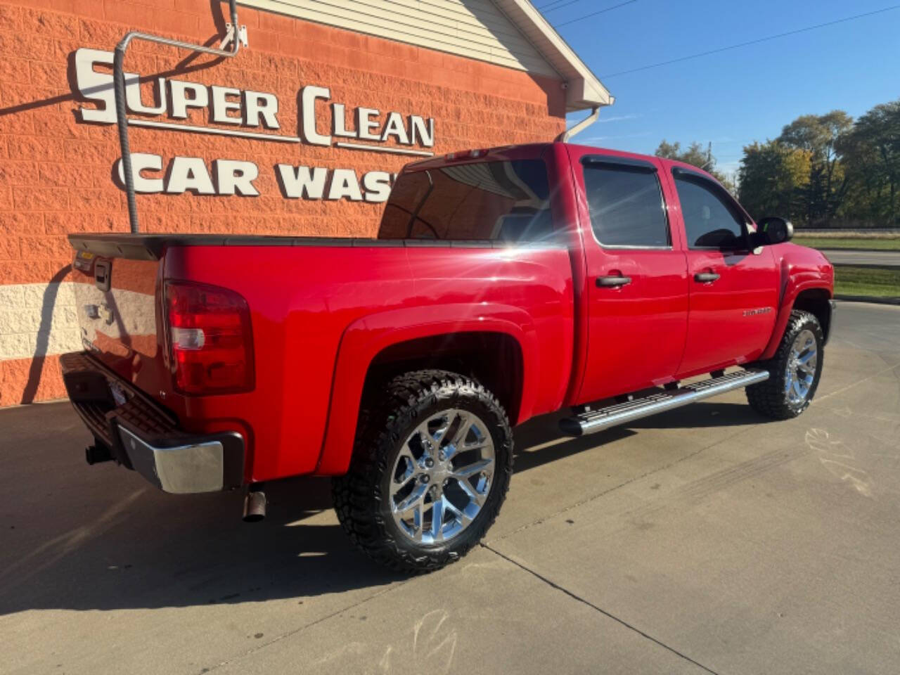 2012 Chevrolet Silverado 1500 for sale at Illinois Auto Wholesalers in Tolono, IL