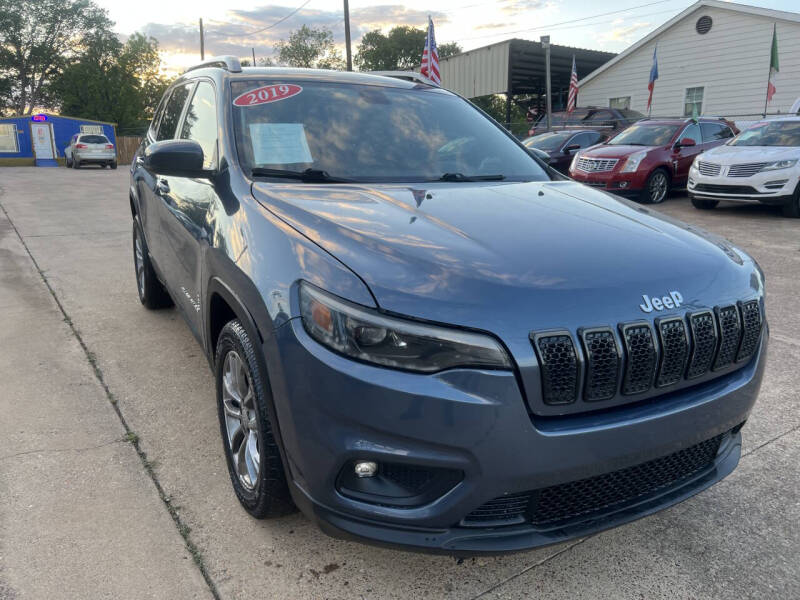 2019 Jeep Cherokee Latitude Plus