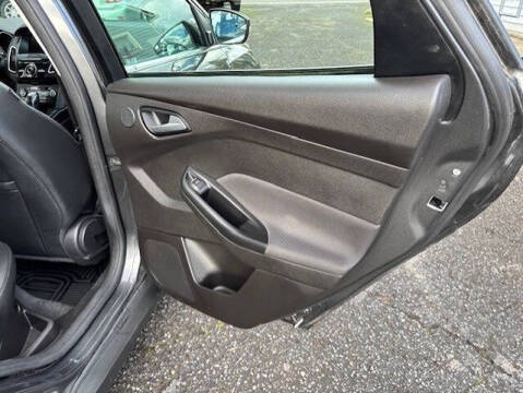 2016 Ford Focus Titanium