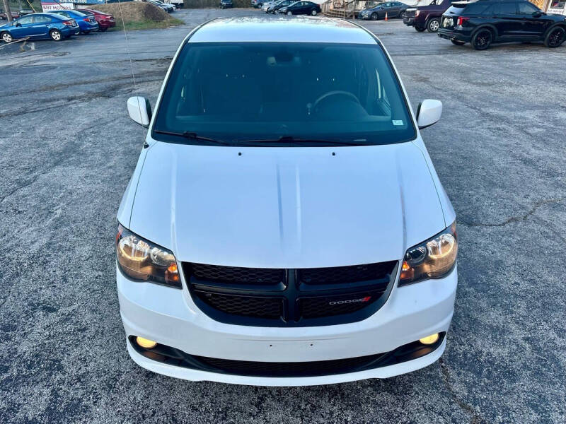 2019 Dodge Grand Caravan SE Plus photo 3