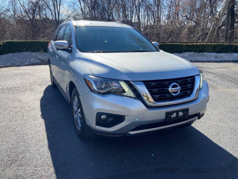 2019 Nissan Pathfinder for sale at Urbin Auto Sales in Garfield NJ