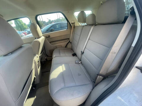 2011 Ford Escape XLT
