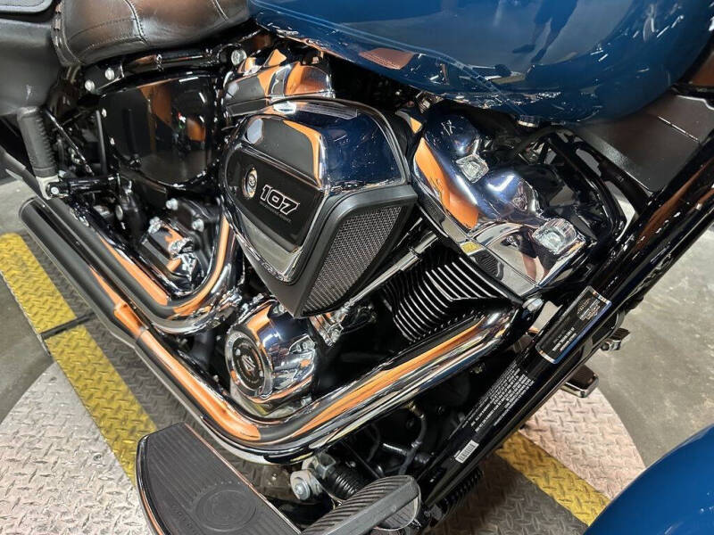 2021 Harley-Davidson FLHC - Heritage Classic