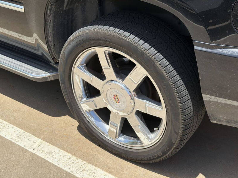 2014 Cadillac Escalade Luxury