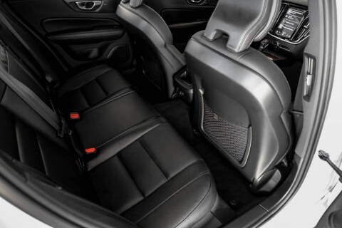 2020 Volvo S60 T5 Momentum