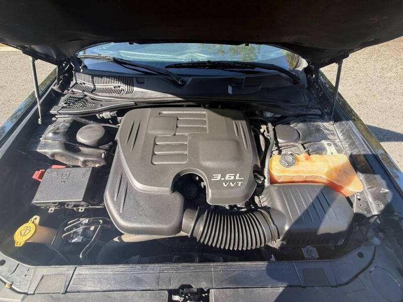 2016 Dodge Challenger SXT