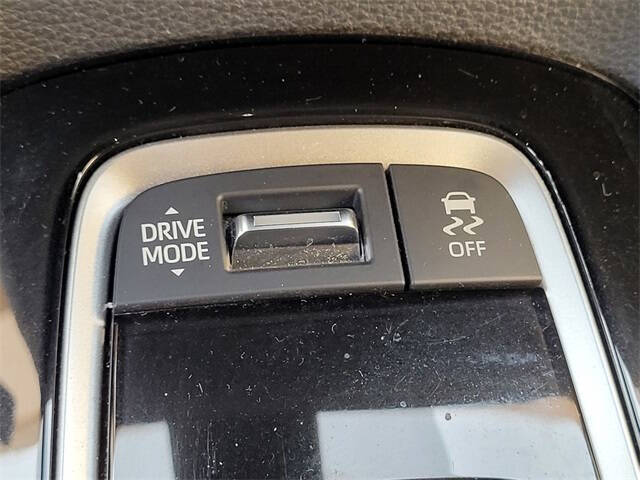 2023 Toyota Corolla Hatchback SE