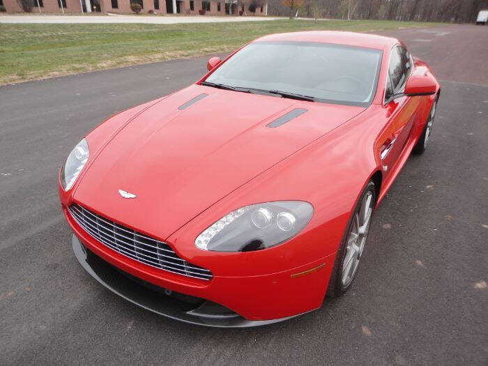 2012 Aston Martin V8 Vantage