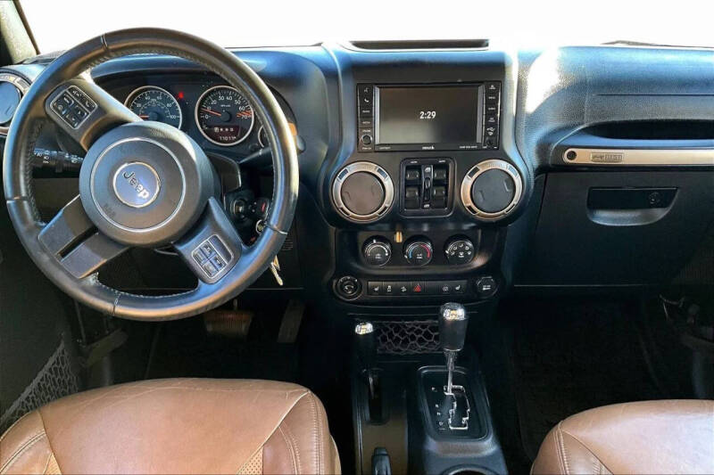 2016 Jeep Wrangler Unlimited Sahara 75th Anniversary