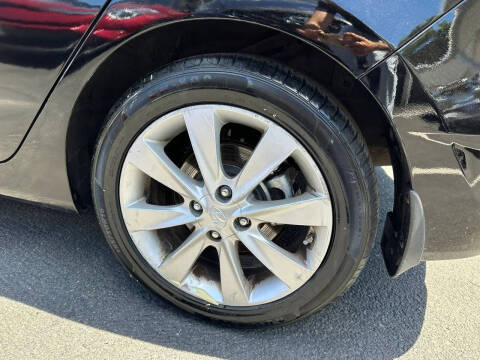 2013 Hyundai Accent SE