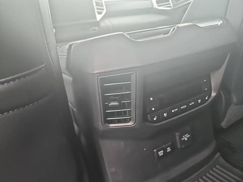 2024 Toyota Sequoia Platinum