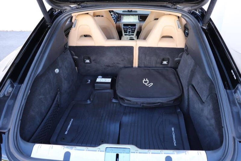 2018 Porsche Panamera 4 E-Hybrid