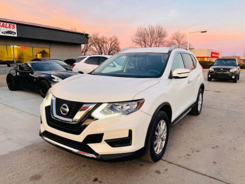 2017 Nissan Rogue for sale at GREENWOOD AUTO LLC in Lincoln NE