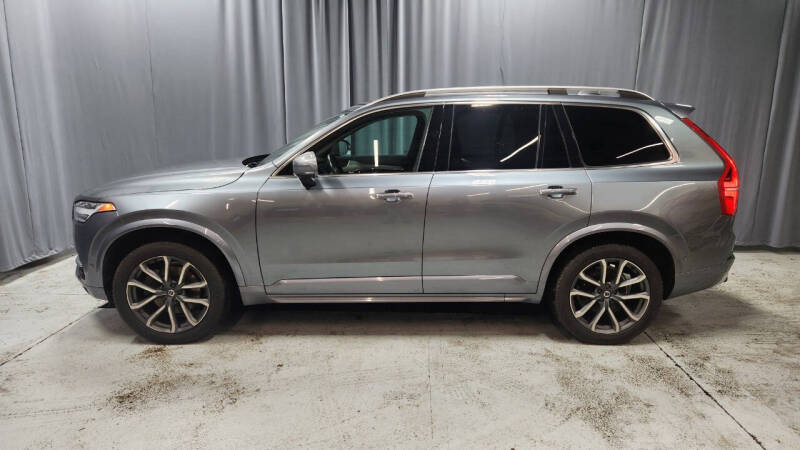 2018 Volvo XC90 T5 Momentum 7-Passenger