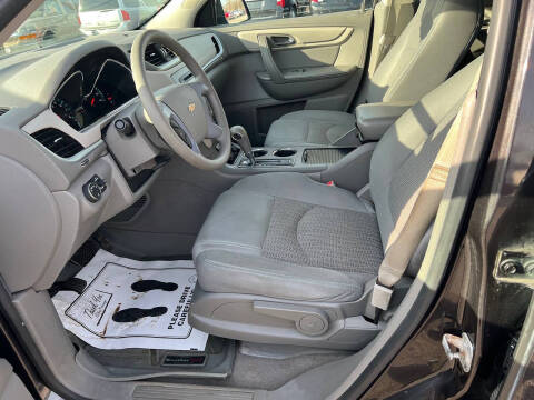 2017 Chevrolet Traverse LS