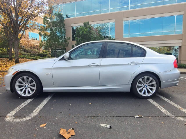 2011 BMW 3 Series for sale at Ideal Auto Source in Roseville, CA