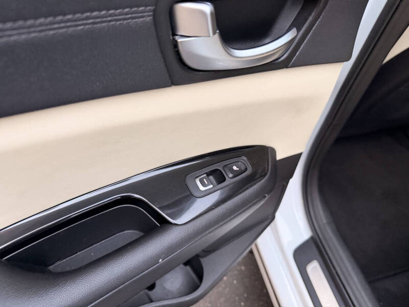 2016 Kia Optima SXL Turbo