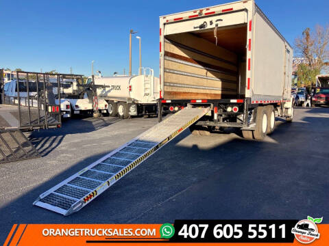 2016 Freightliner M2 106