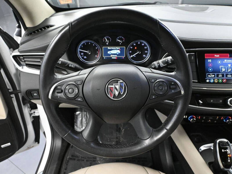 2021 Buick Enclave Essence