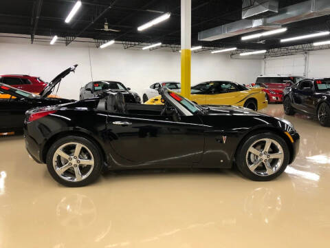 2007 Pontiac Solstice for sale at Fox Valley Motorworks in Lake In The Hills IL