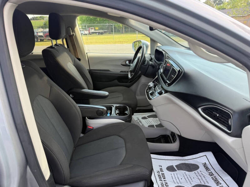 2020 Chrysler Pacifica Touring