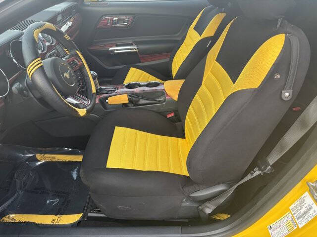 2015 Ford Mustang V6