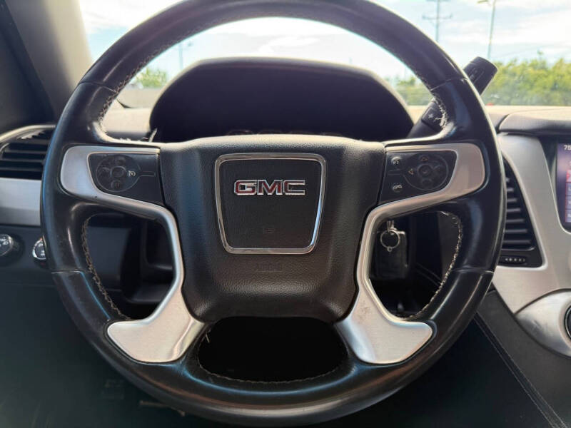 2016 GMC Yukon XL SLE