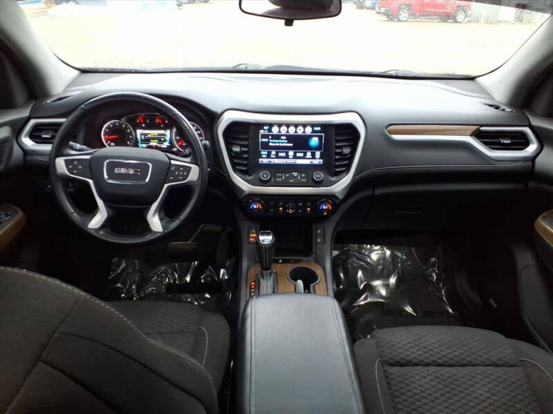 2019 GMC Acadia SLE-2