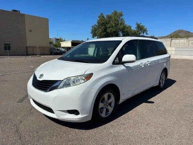 2012 Toyota Sienna