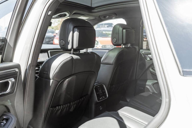 2023 Porsche Macan GTS