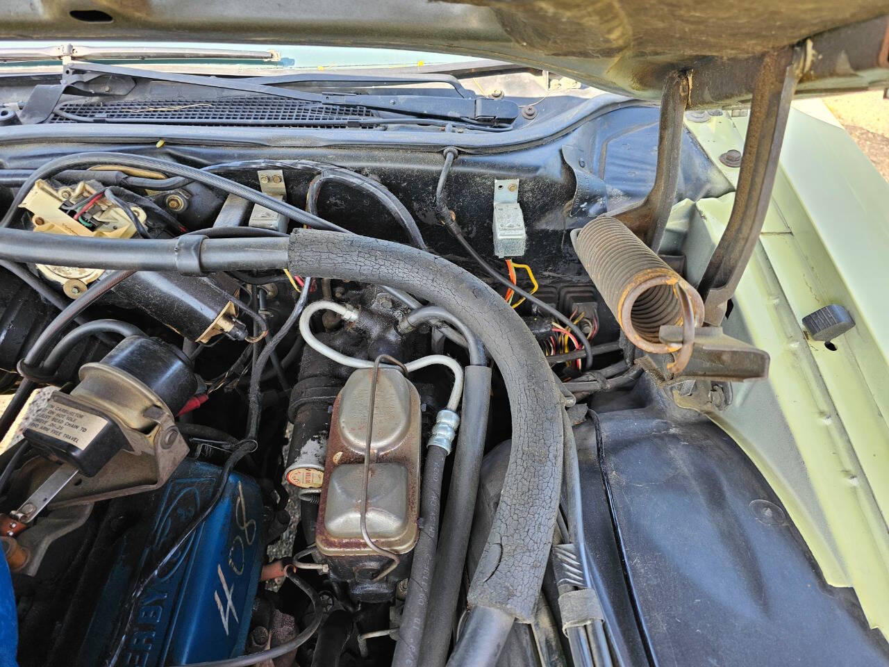 1975 Lincoln Continental 245