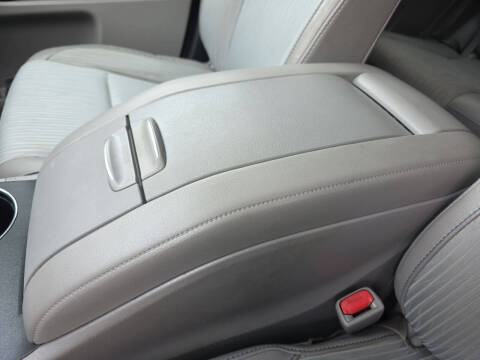 2016 Toyota Highlander LE Plus