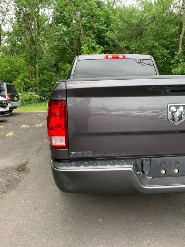 2018 RAM Ram 1500 Pickup Express photo 24