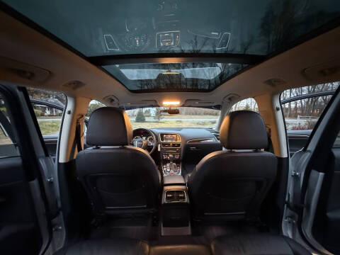 2012 Audi Q5 3.2 quattro Premium Plus