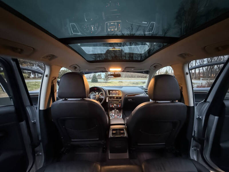 2012 Audi Q5 3.2 quattro Premium Plus