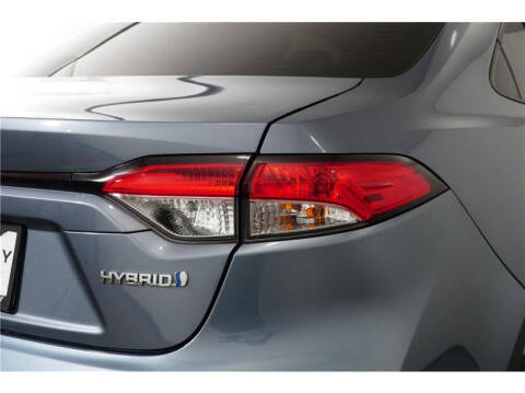 2020 Toyota Corolla Hybrid LE