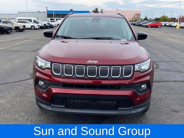 2022 Jeep Compass Latitude Lux's photo