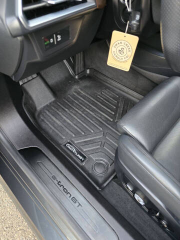 2022 Audi e-tron GT quattro Premium Plus