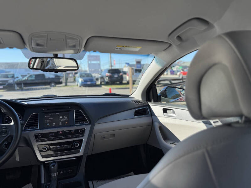 2016 Hyundai Sonata SE