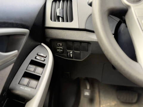 2014 Toyota Prius Two