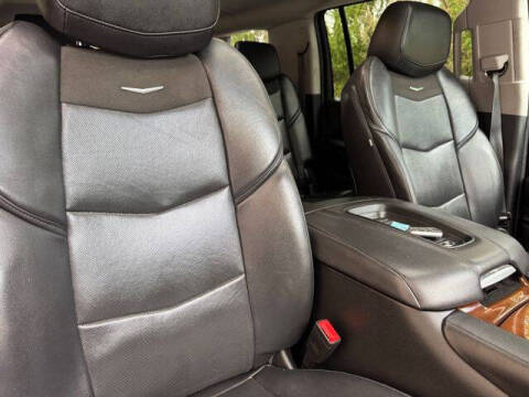 2020 Cadillac Escalade ESV Luxury