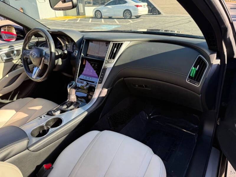 2017 Infiniti Q60 3.0T Premium