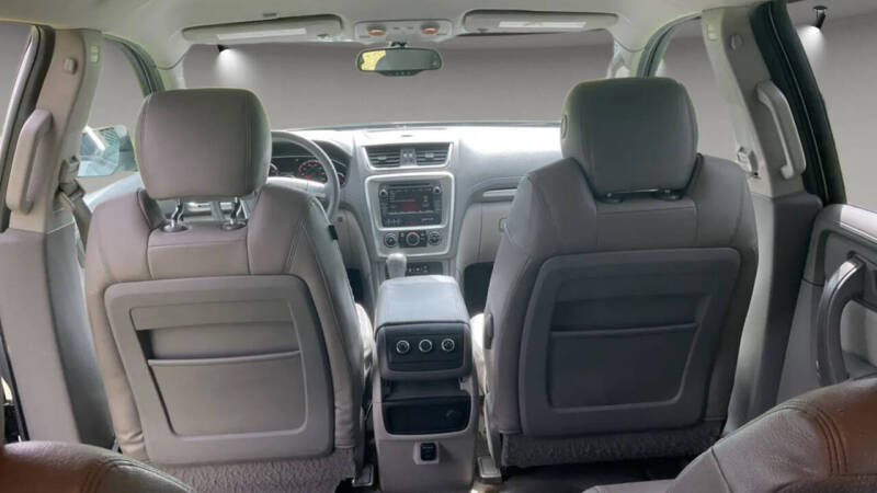 2015 GMC Acadia SLE-2